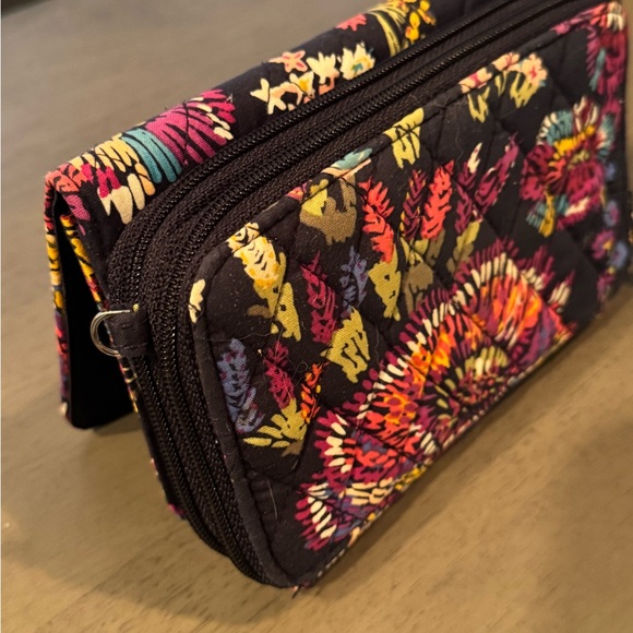Vera Bradley Floral Quilted Wallet - Multicolor - Picture 7 of 10
